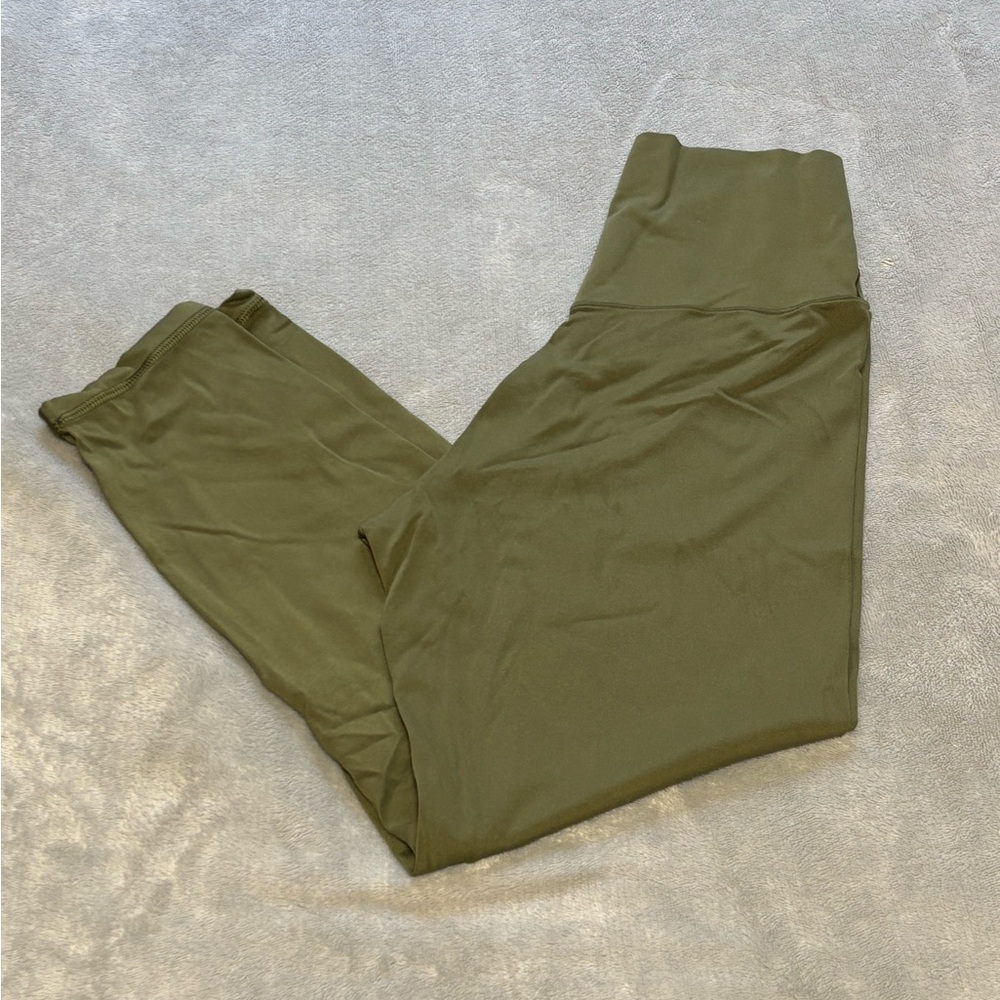 Aerie Offline Cross Waist Capri Leggings